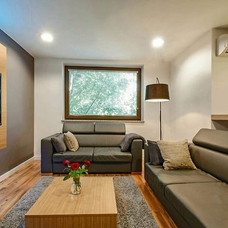 Lupoapartments Kosynierow Klimatyzacja Dostep Na Kod Lodz  Ngoại thất bức ảnh