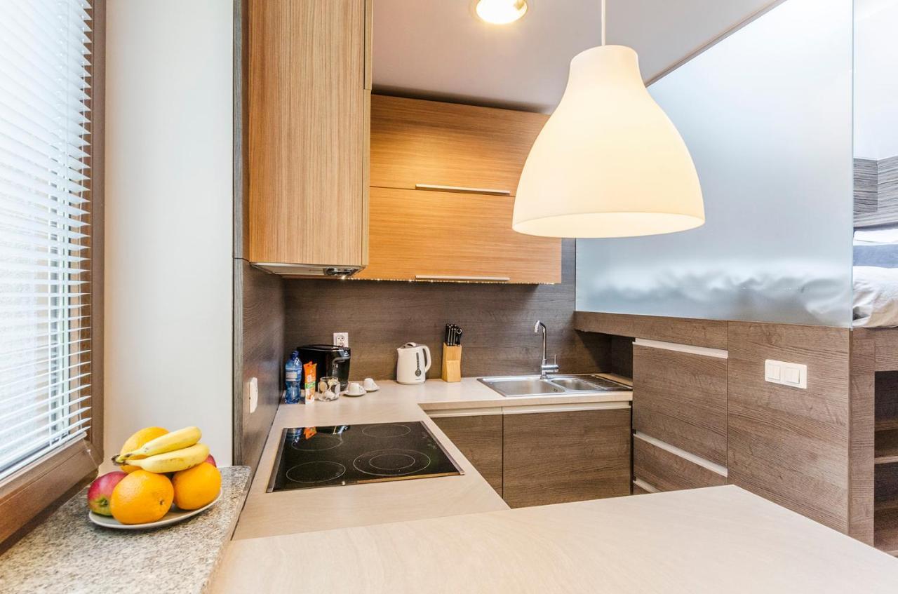 Lupoapartments Kosynierow Klimatyzacja Dostep Na Kod Lodz  Ngoại thất bức ảnh