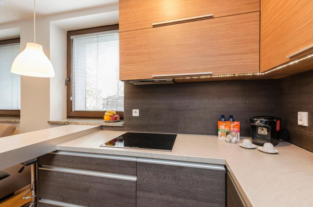 Lupoapartments Kosynierow Klimatyzacja Dostep Na Kod Lodz  Ngoại thất bức ảnh