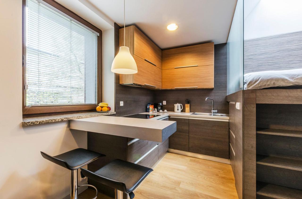 Lupoapartments Kosynierow Klimatyzacja Dostep Na Kod Lodz  Ngoại thất bức ảnh