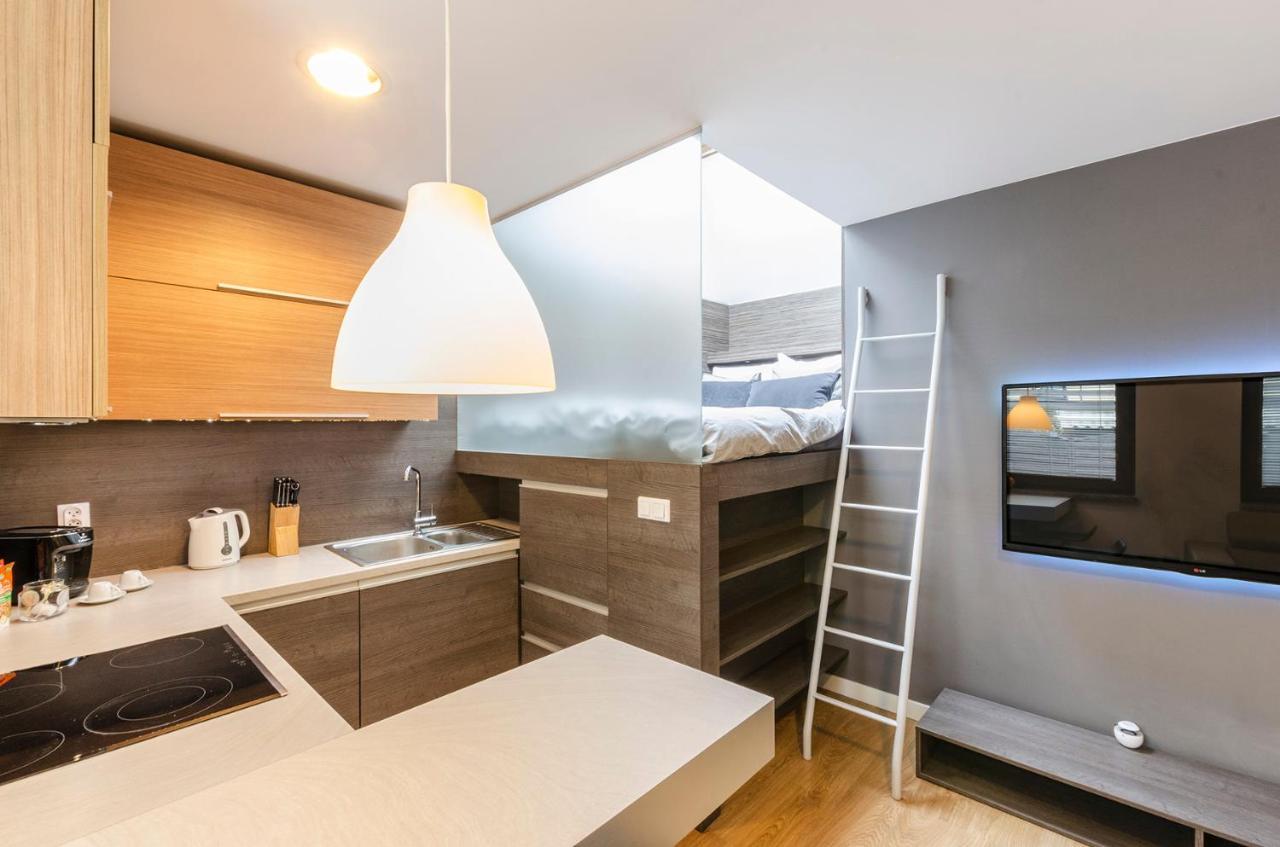 Lupoapartments Kosynierow Klimatyzacja Dostep Na Kod Lodz  Ngoại thất bức ảnh
