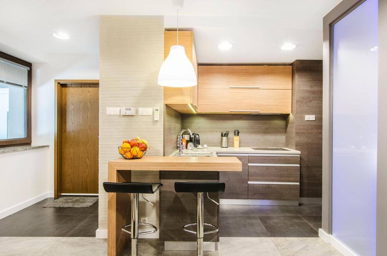 Lupoapartments Kosynierow Klimatyzacja Dostep Na Kod Lodz  Ngoại thất bức ảnh